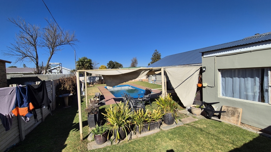 4 Bedroom Property for Sale in Bergsig Eastern Cape